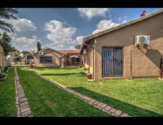 3 BEDROOM FREESTANDING FOR SALE IN BIRCH ACRES